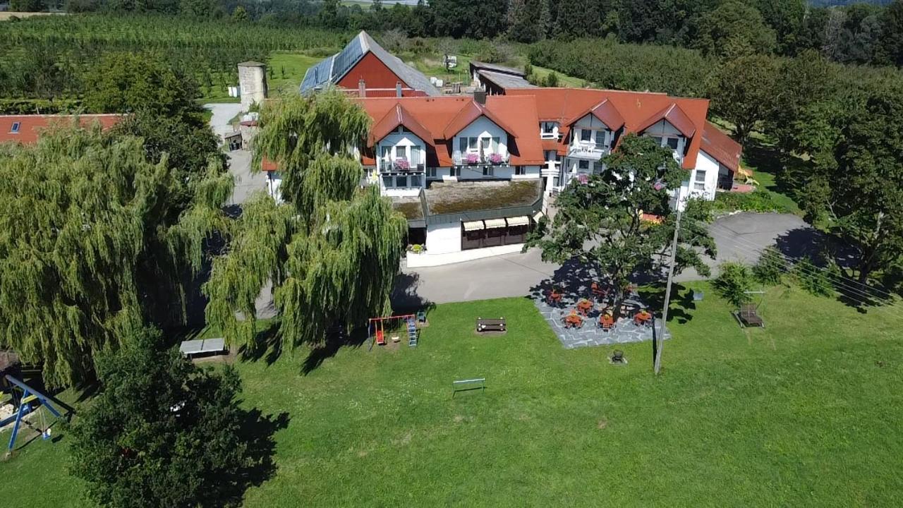 Landhotel Schellenberg Uberlingen Eksteriør billede